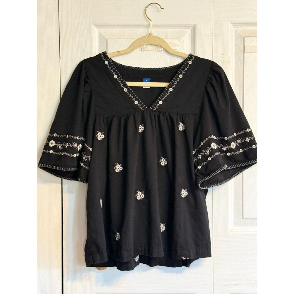 Old Navy Floral-Embroidered V-Neck Bell-Sleeve Top L